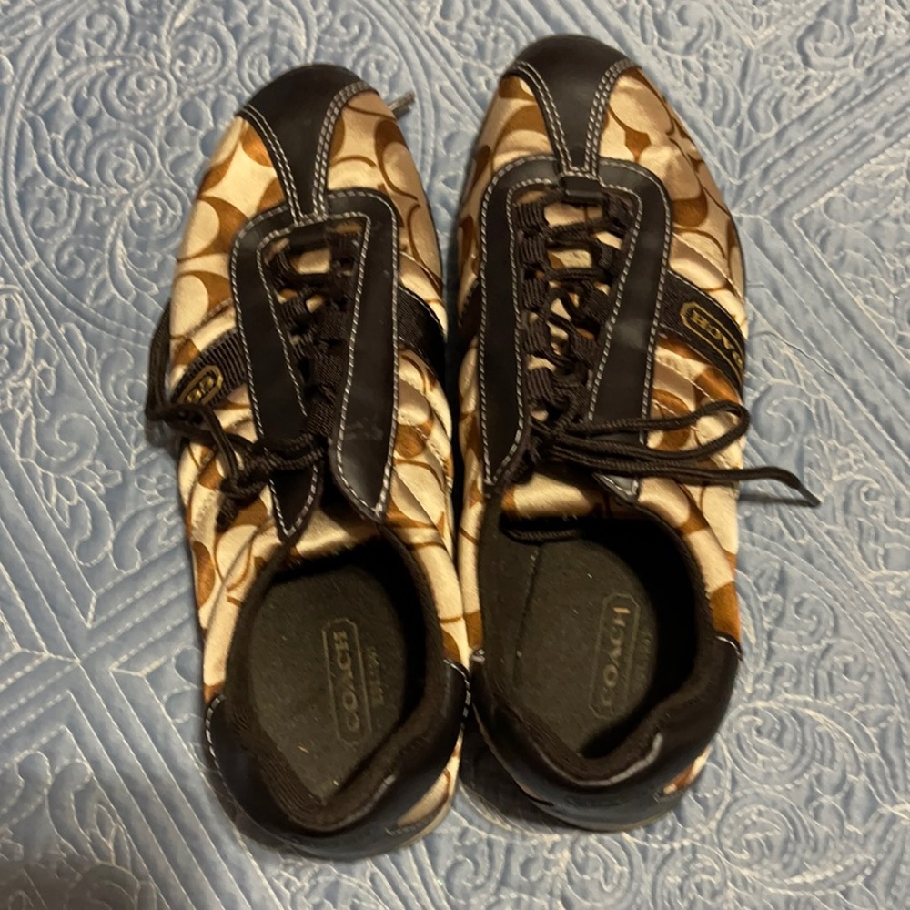COPY - Tennis shoes